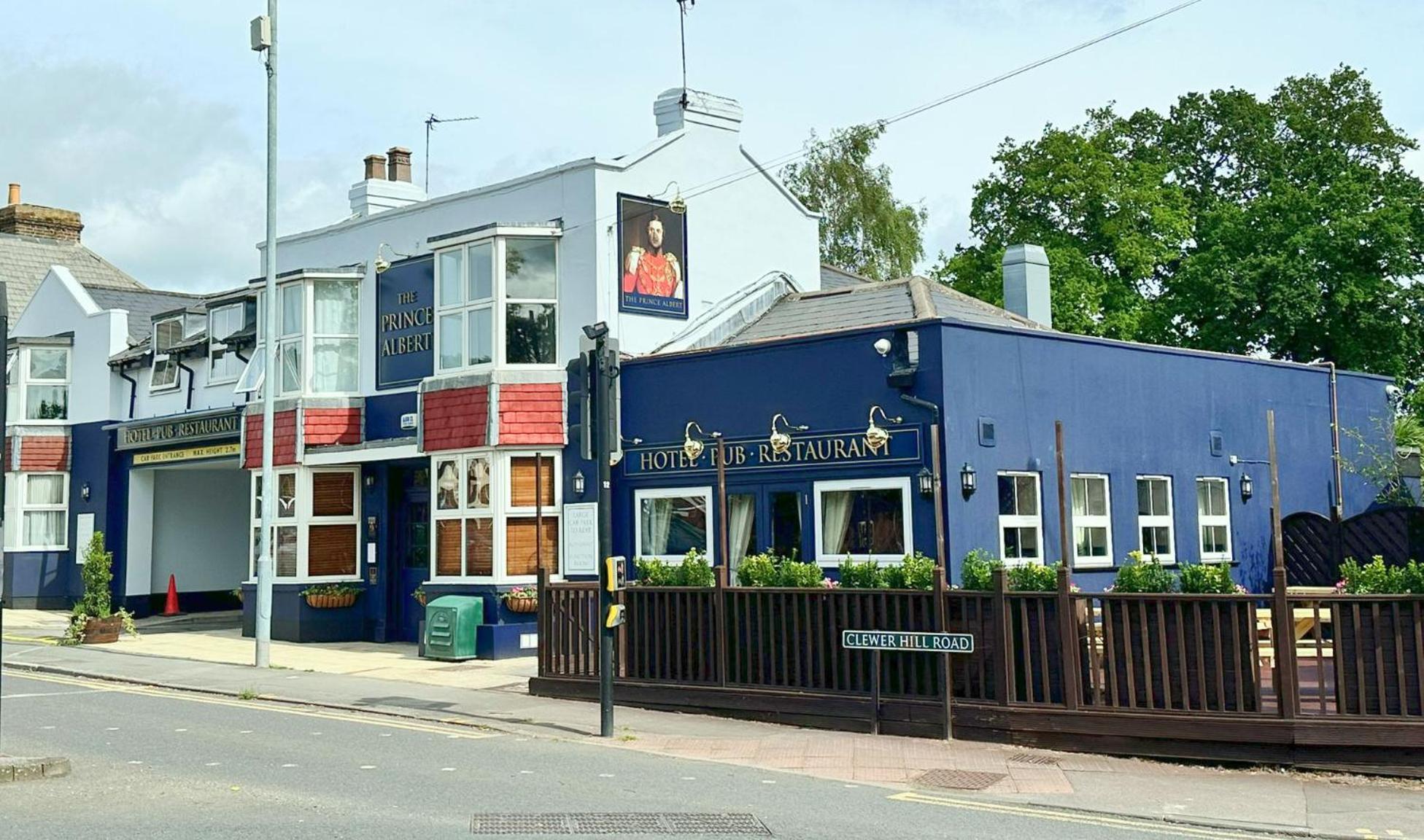 The Prince Albert Pub & Hotel Виндзор Экстерьер фото